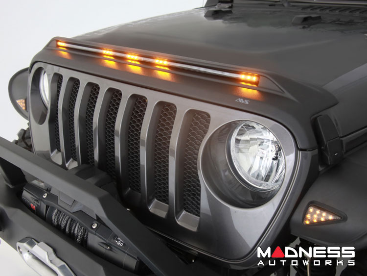 Jeep Wrangler JL Hood Shield - AVS Aeroskin - Low Profile w/ Lights - Black 